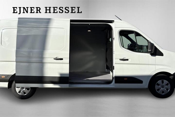 Hvid Renault Master V T35 fra 2025