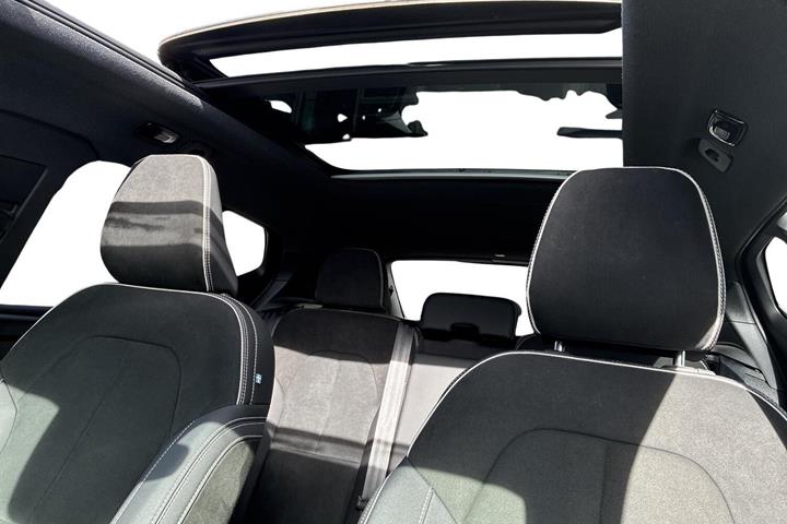 Grøn Volvo XC40 fra 2022