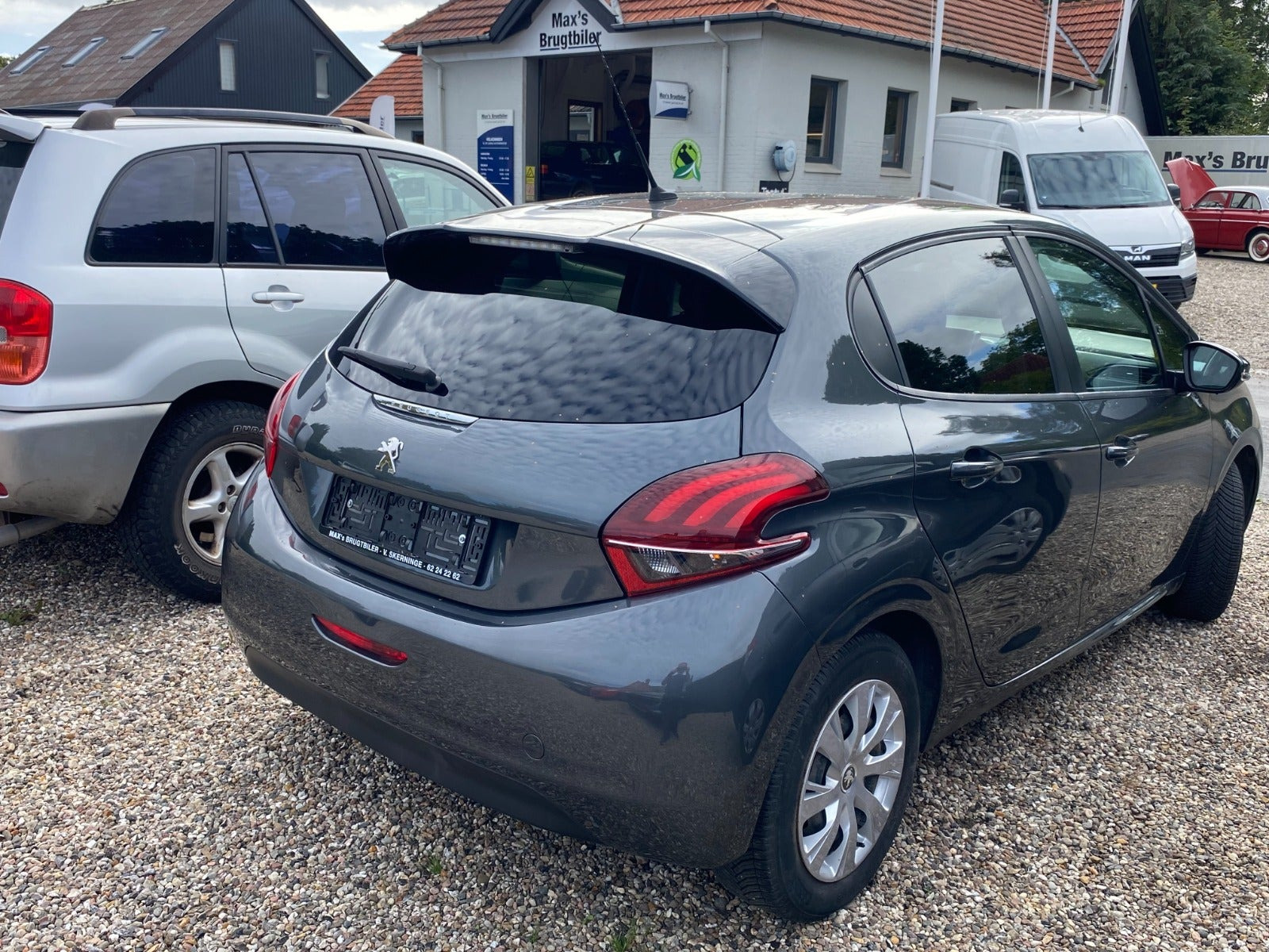 undefined Peugeot 208 fra 2017