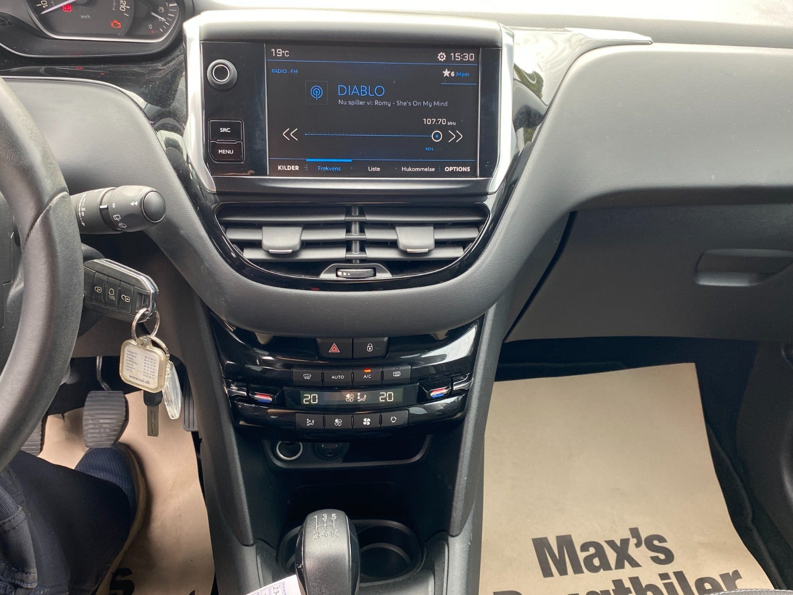 undefined Peugeot 208 fra 2017