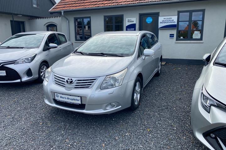 undefined Toyota Avensis fra 2010