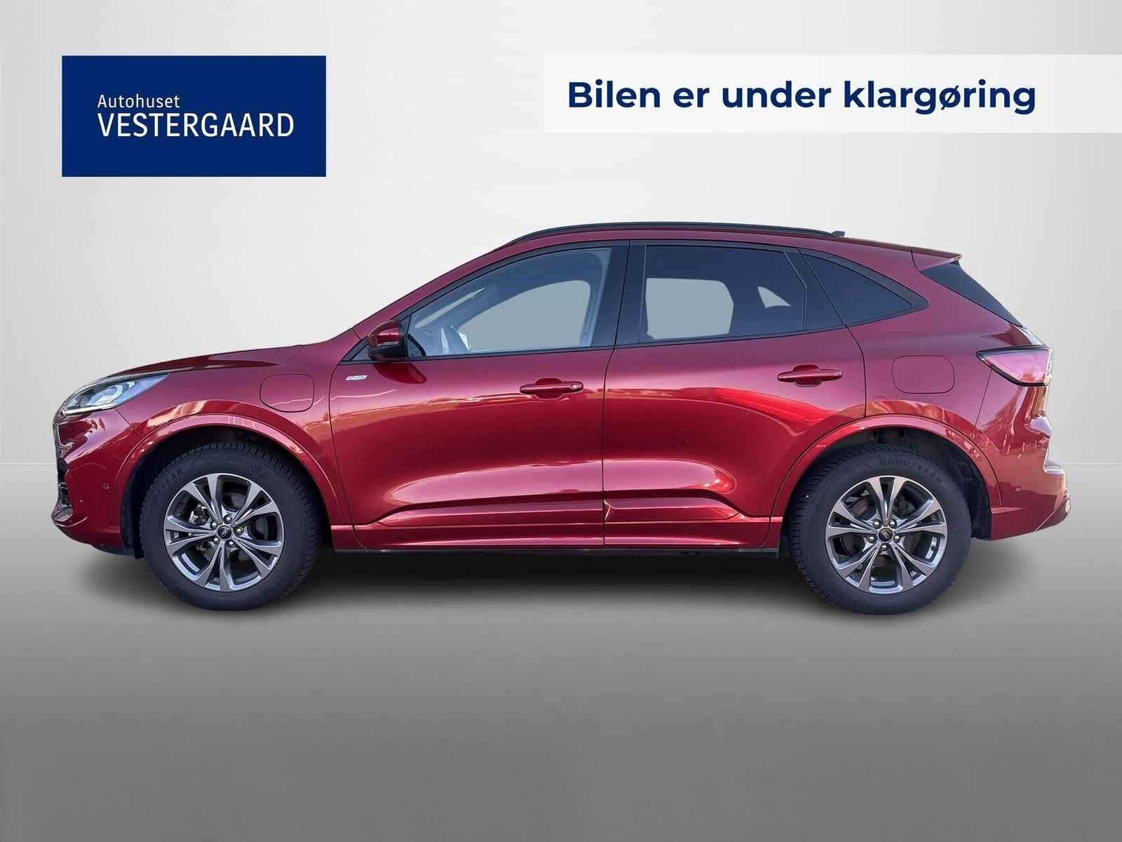 Rød Ford Kuga fra 2023