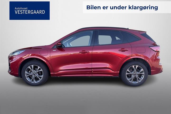 Rød Ford Kuga fra 2023