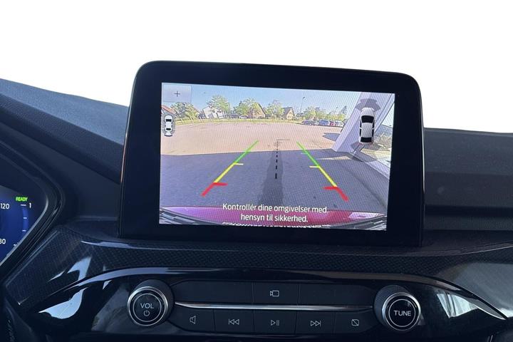 Rød Ford Kuga fra 2023