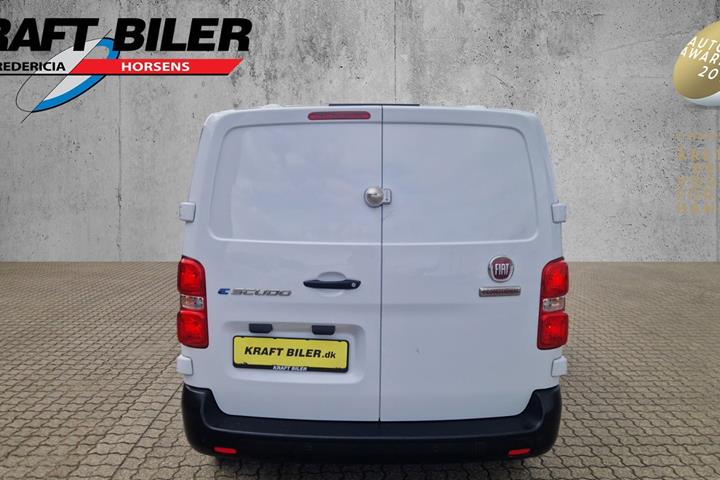 Hvid Fiat Scudo E fra 2022