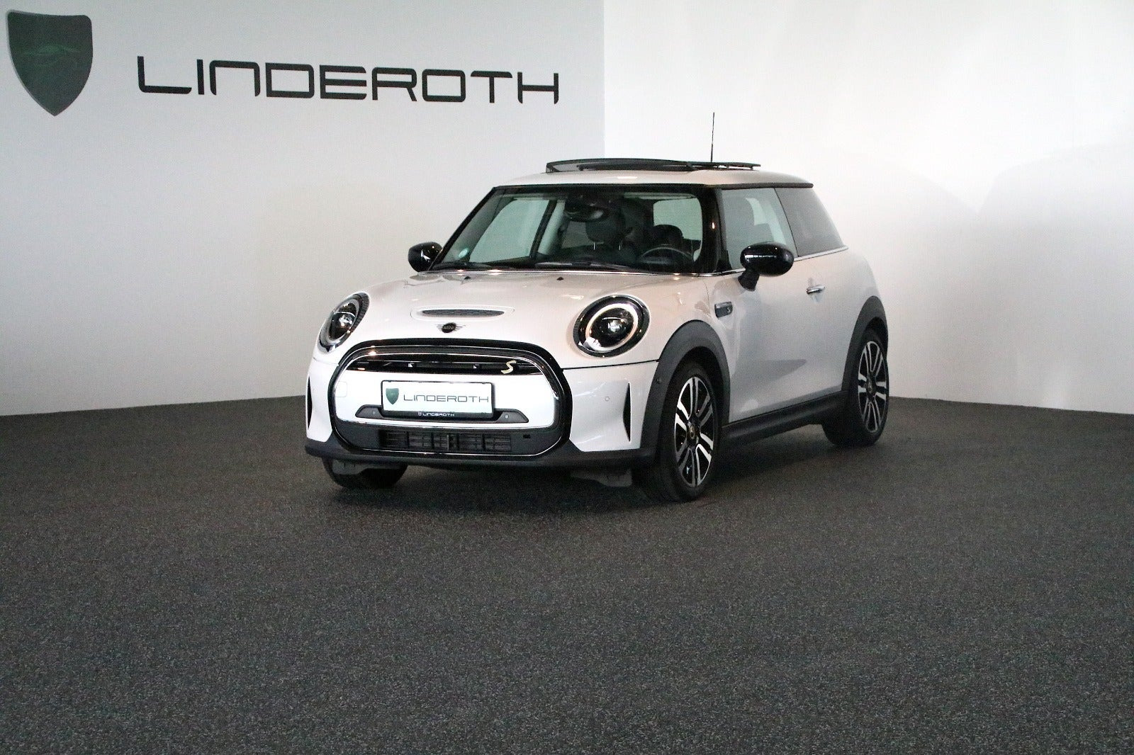 Mini Cooper SE Classic