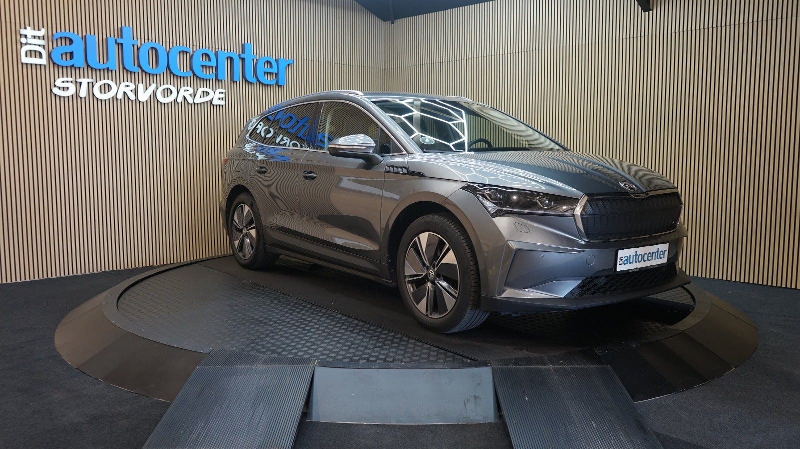 Skoda Enyaq 85 iV Plus Loft