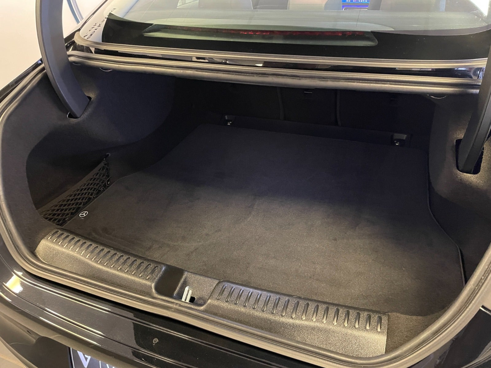 Sort Mercedes CLA250+ fra 2025