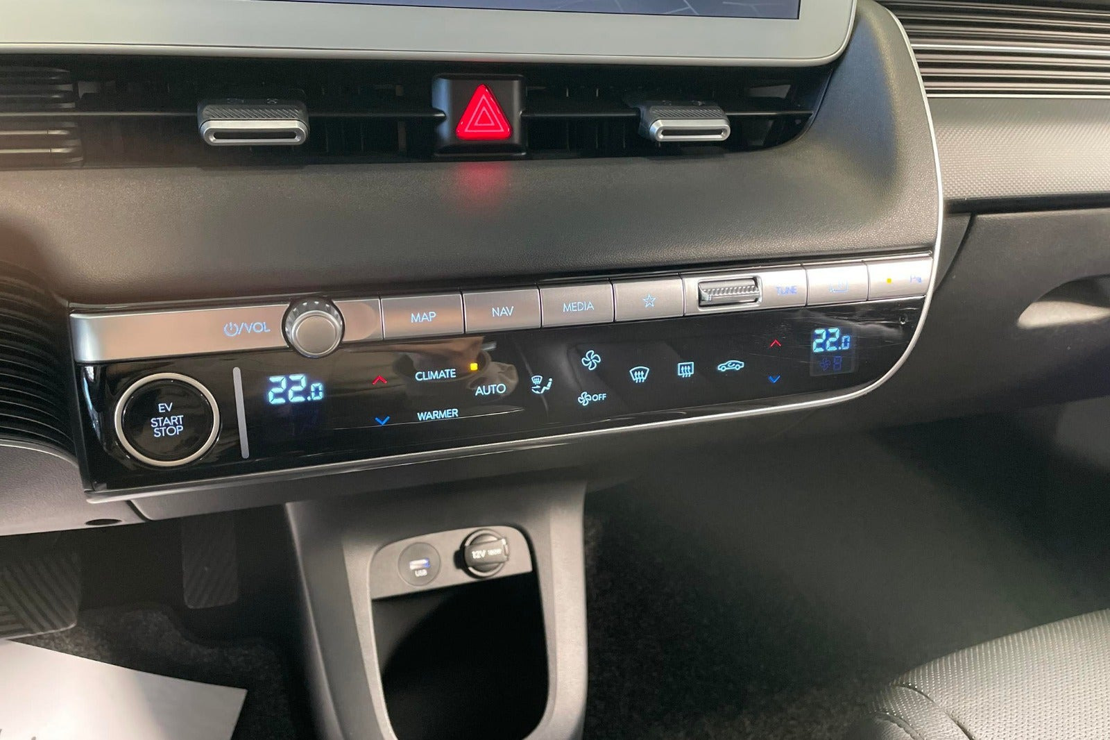 Grå Hyundai Ioniq 5 fra 2024