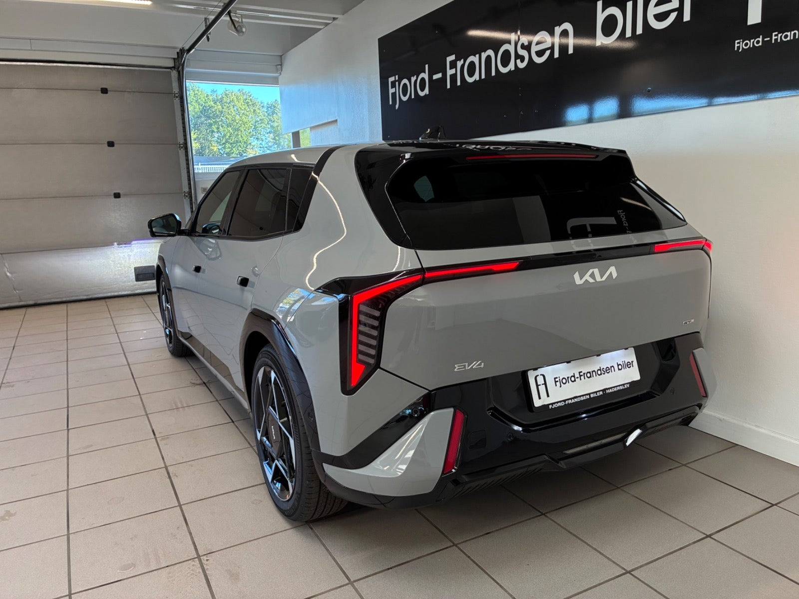 Hvid Kia EV4 fra 2026