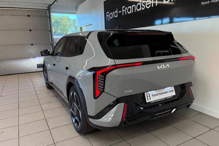 Hvid Kia EV4 fra 2026
