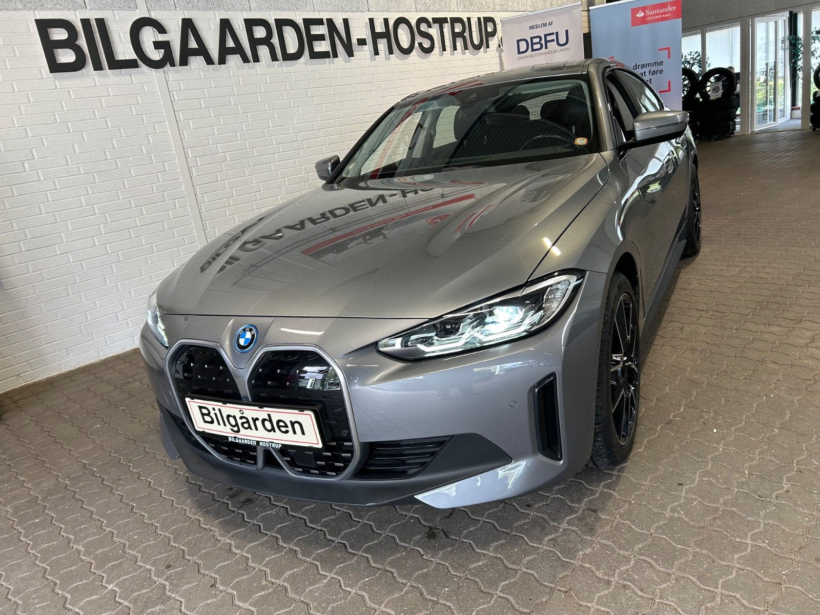 BMW i4 eDrive35