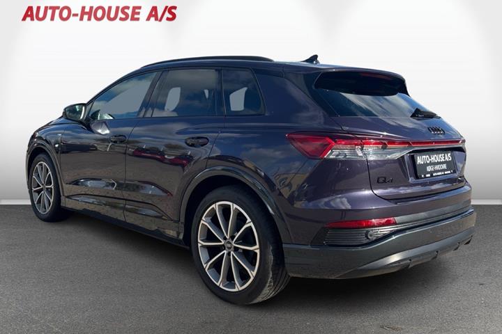 Lilla Audi Q4 e-tron fra 2025