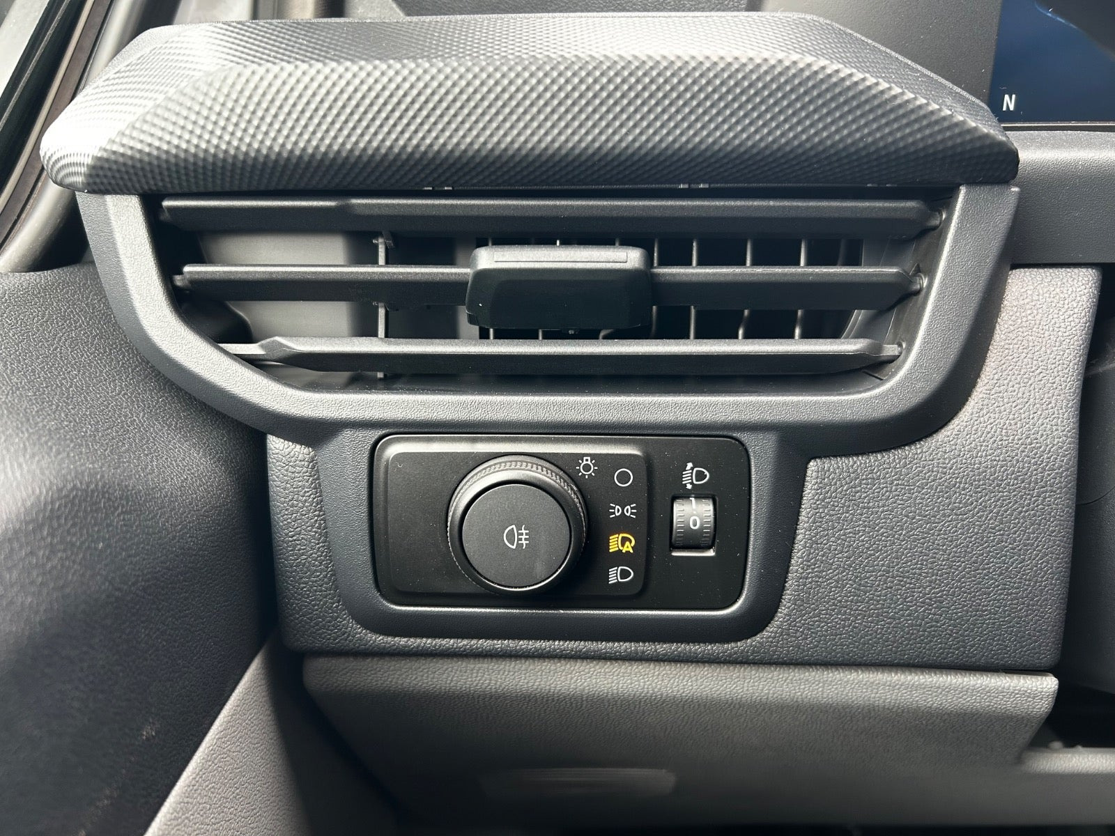Hvid Ford E-Transit Custom 340 L2 fra 2026
