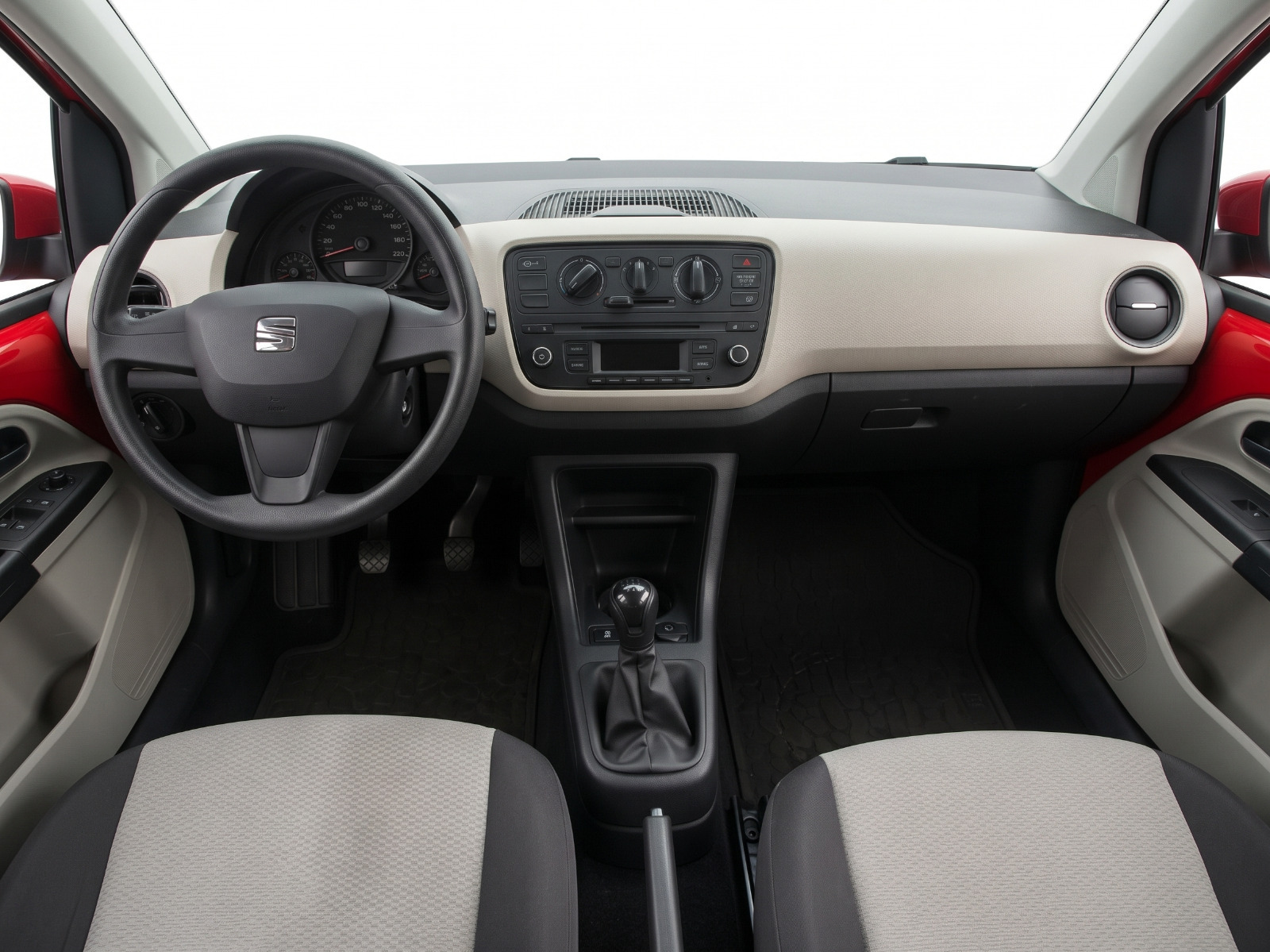 Rød Seat Mii fra 2014