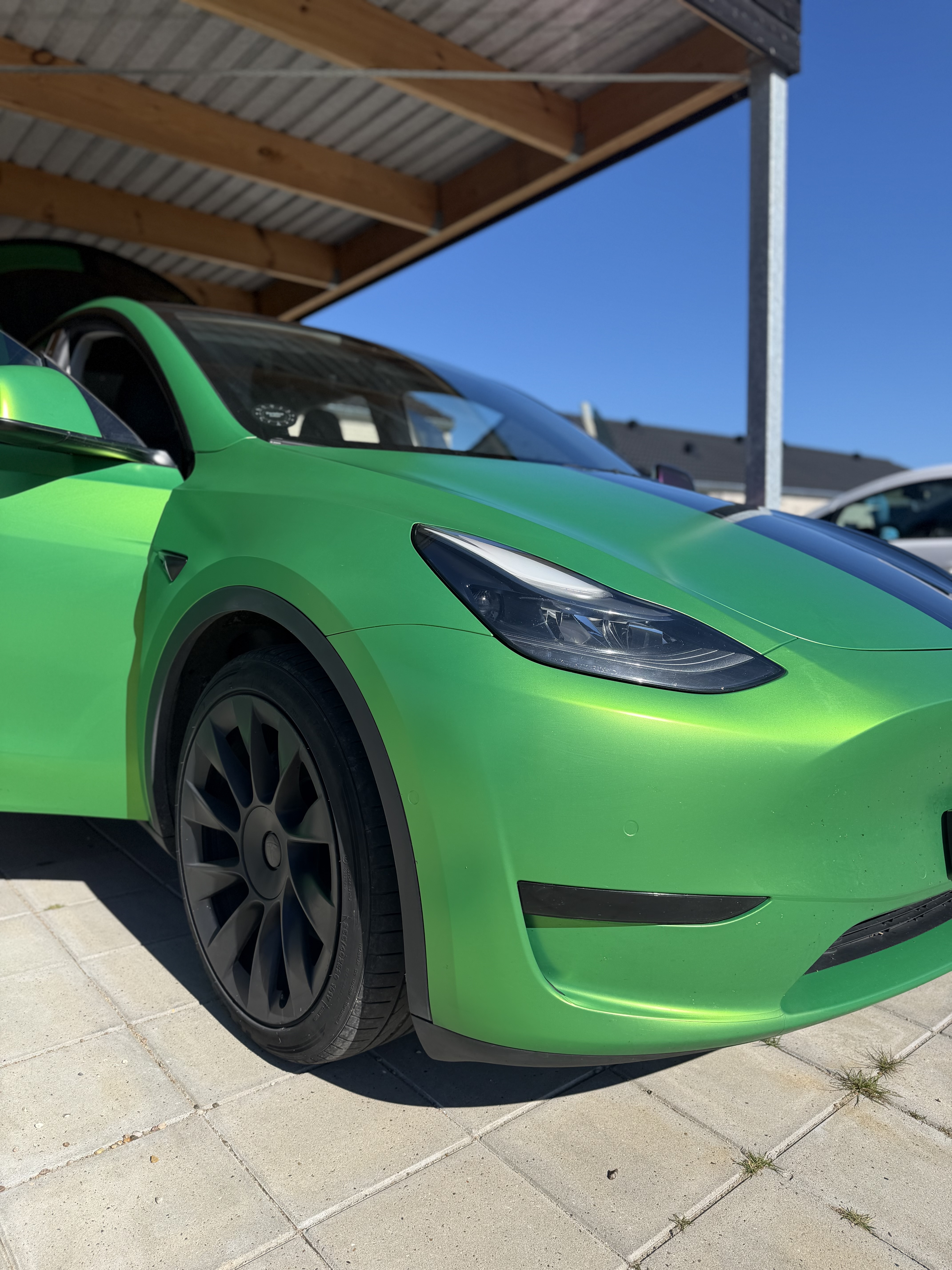 Tesla Model Y Long Range Dual Motor