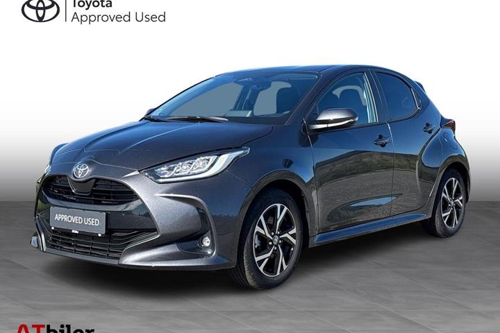 Sort Toyota Yaris fra 2025