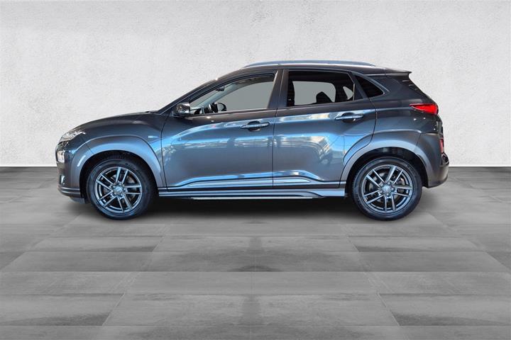 Grå Hyundai Kona fra 2021