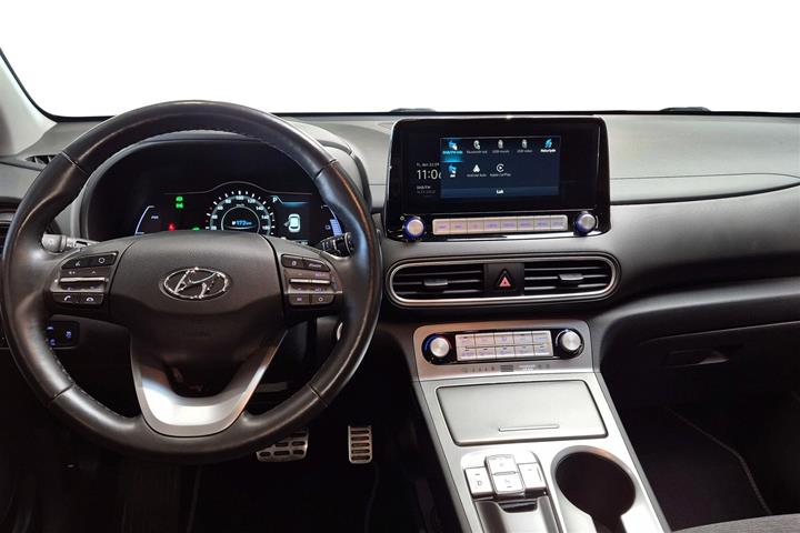 Grå Hyundai Kona fra 2021