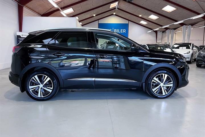 Sort Peugeot 3008 fra 2021
