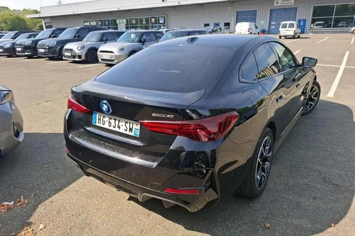 Sort BMW i4 fra 2025