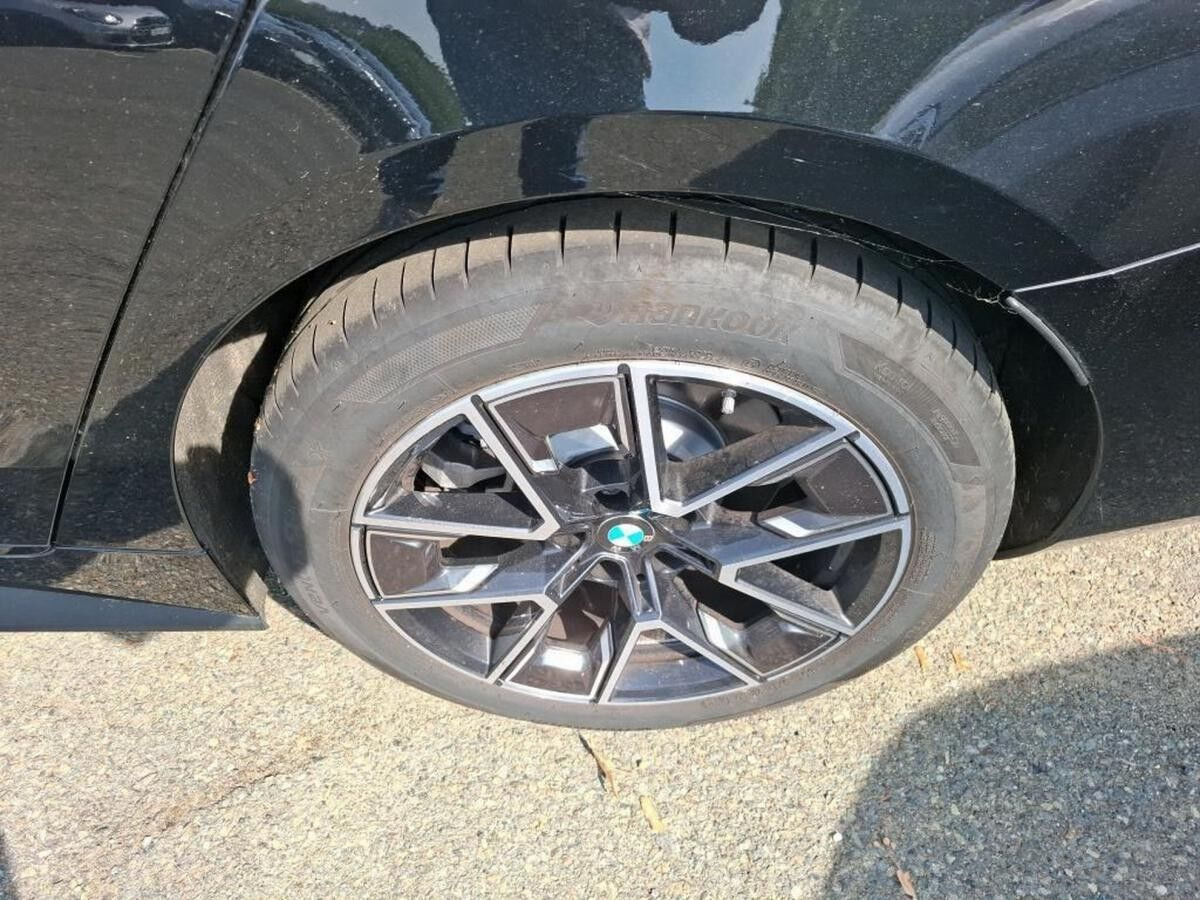 Sort BMW i4 fra 2025