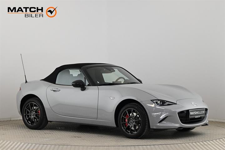 Grå Mazda MX-5 fra 2026