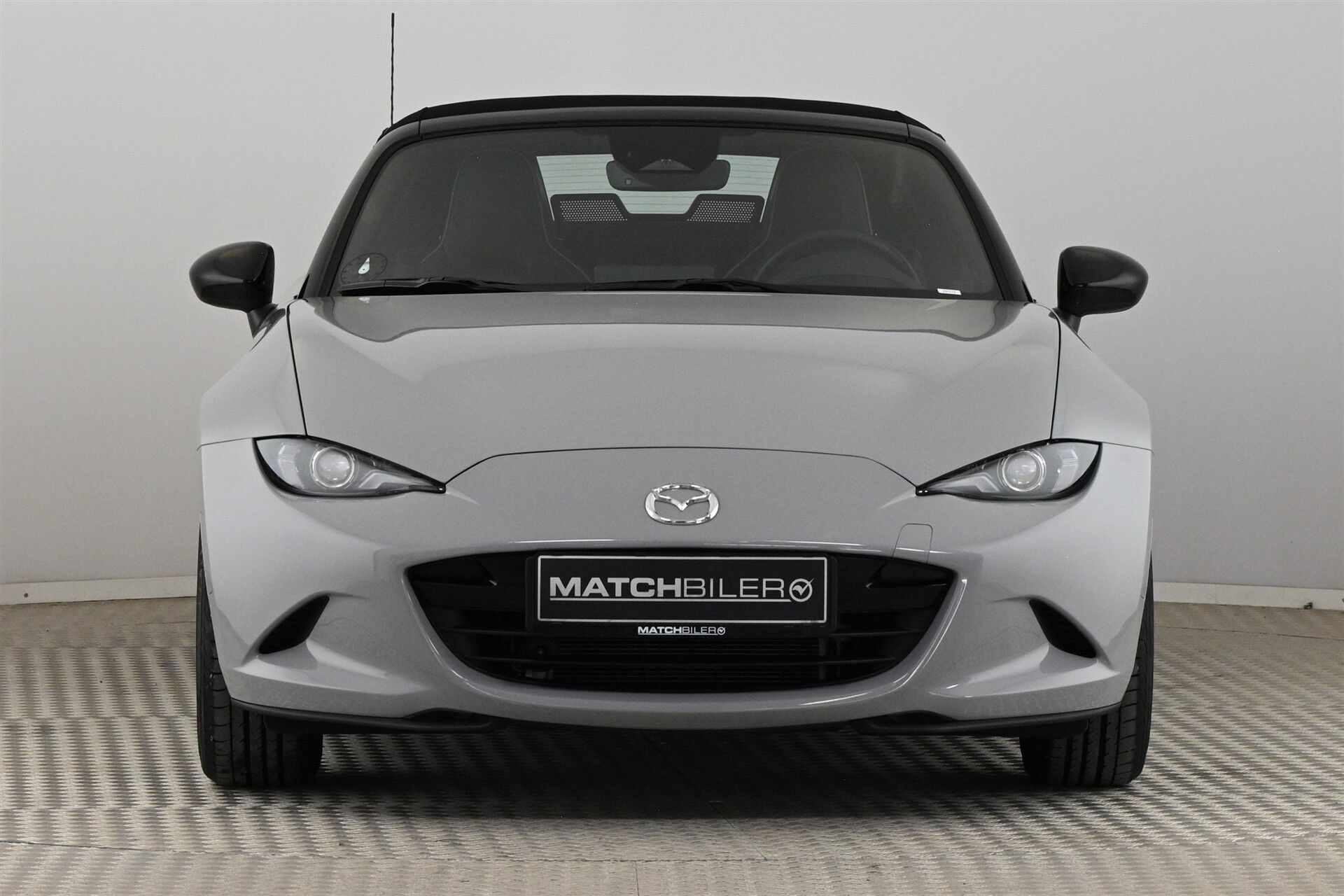 Grå Mazda MX-5 fra 2026