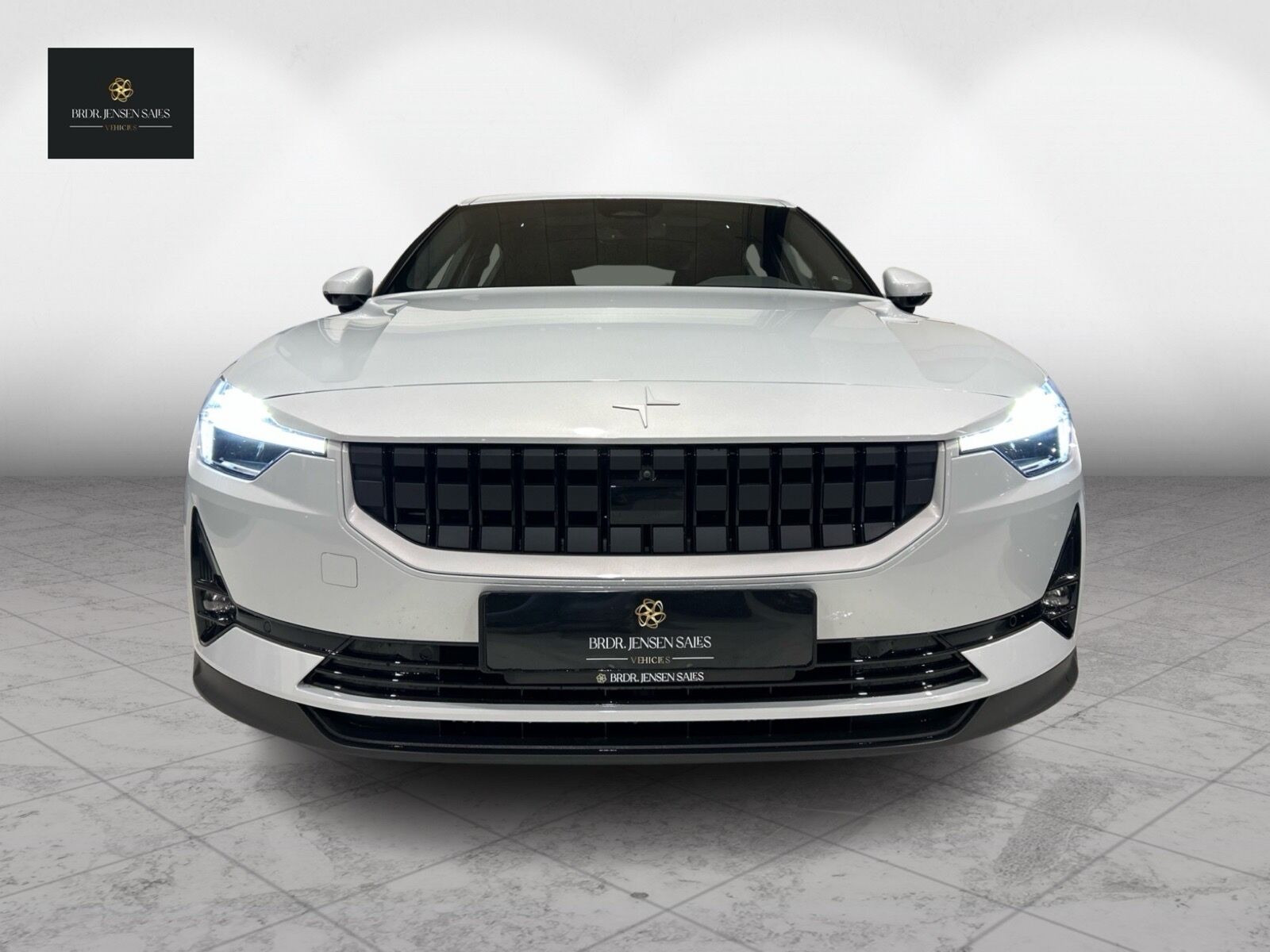 Grå Polestar 2 fra 2023