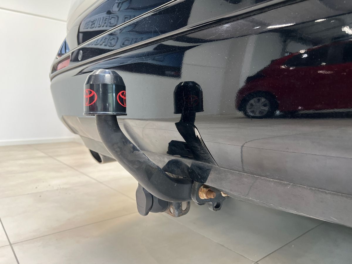 Hvid Toyota RAV4 Plug-in fra 2022