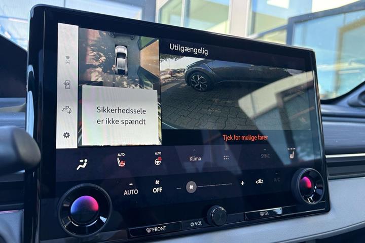 Grå Toyota C-HR+ fra 2026