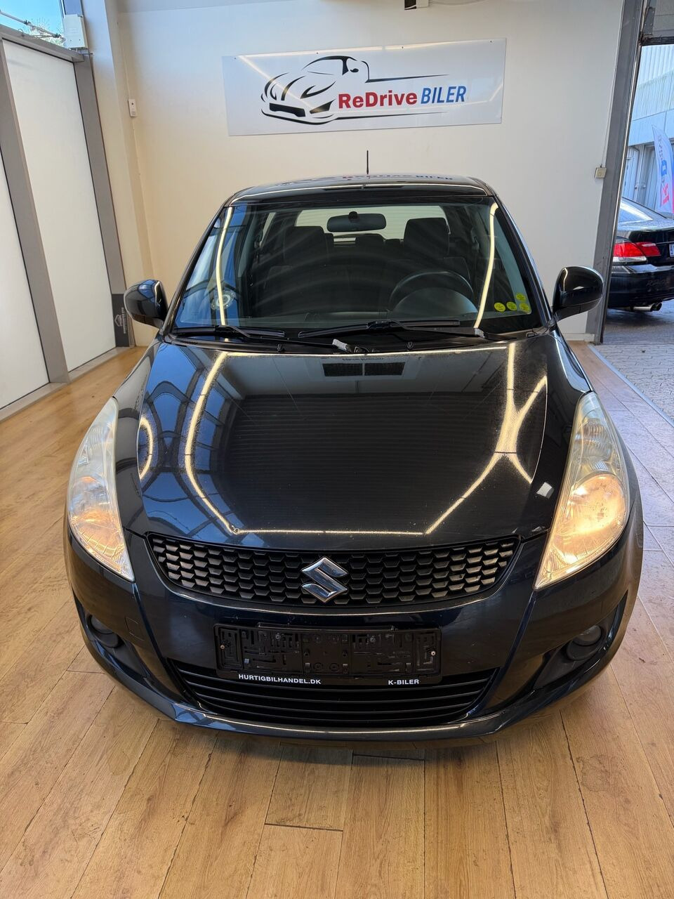 Sort Suzuki Swift fra 2011