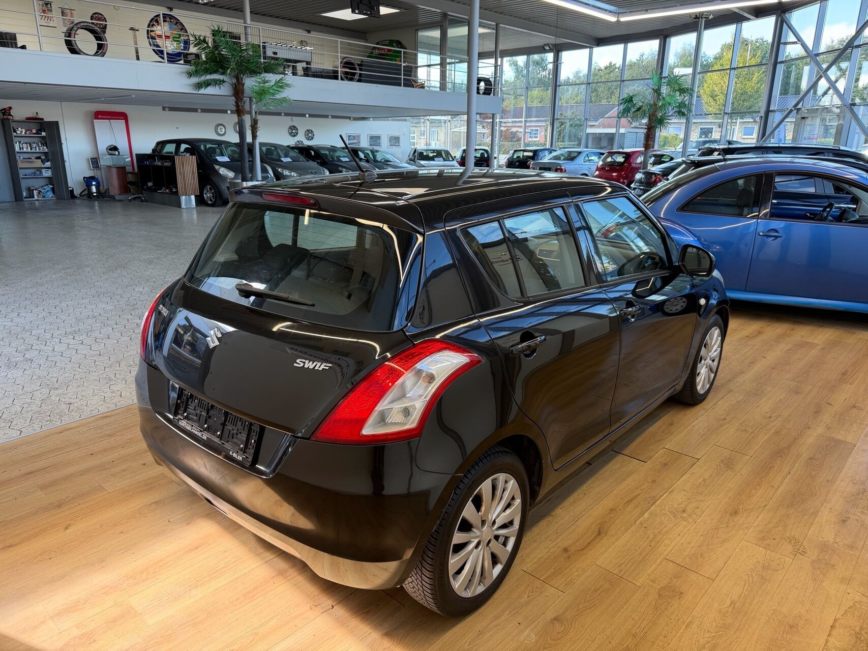 Sort Suzuki Swift fra 2011