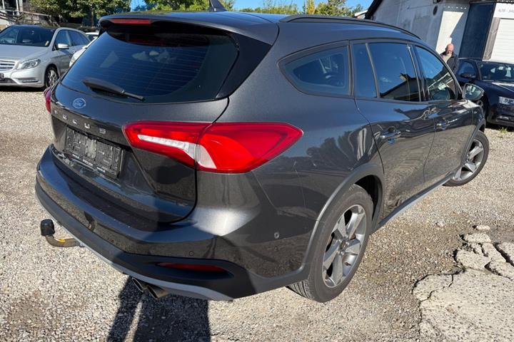 Grå Ford Focus fra 2019
