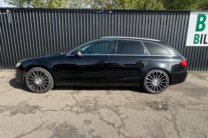 Sort Audi A4 fra 2009