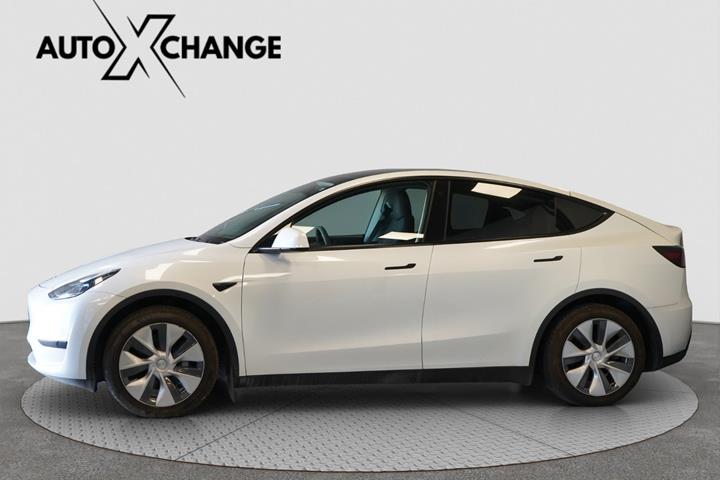 undefined Tesla Model Y fra 2024