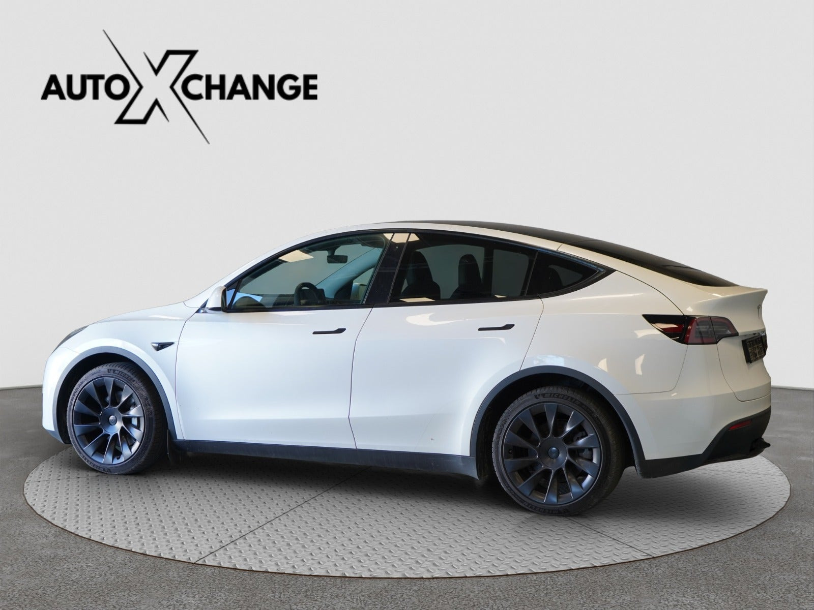 undefined Tesla Model Y fra 2023