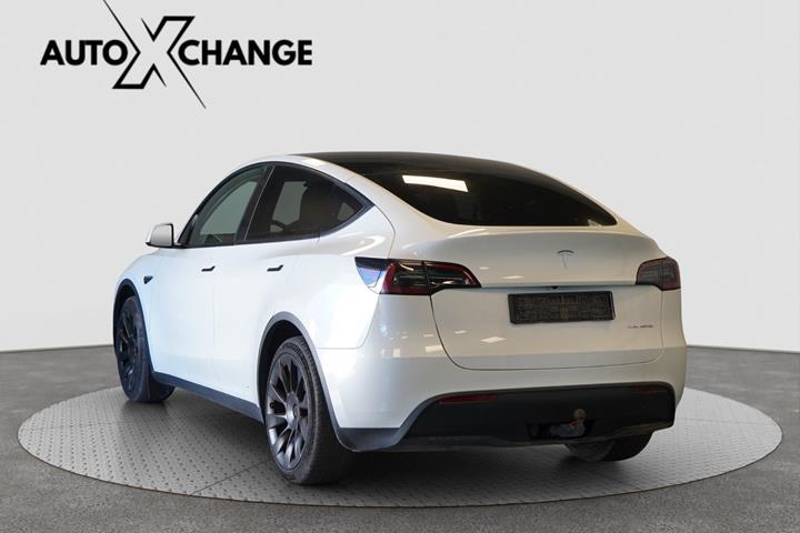 undefined Tesla Model Y fra 2023