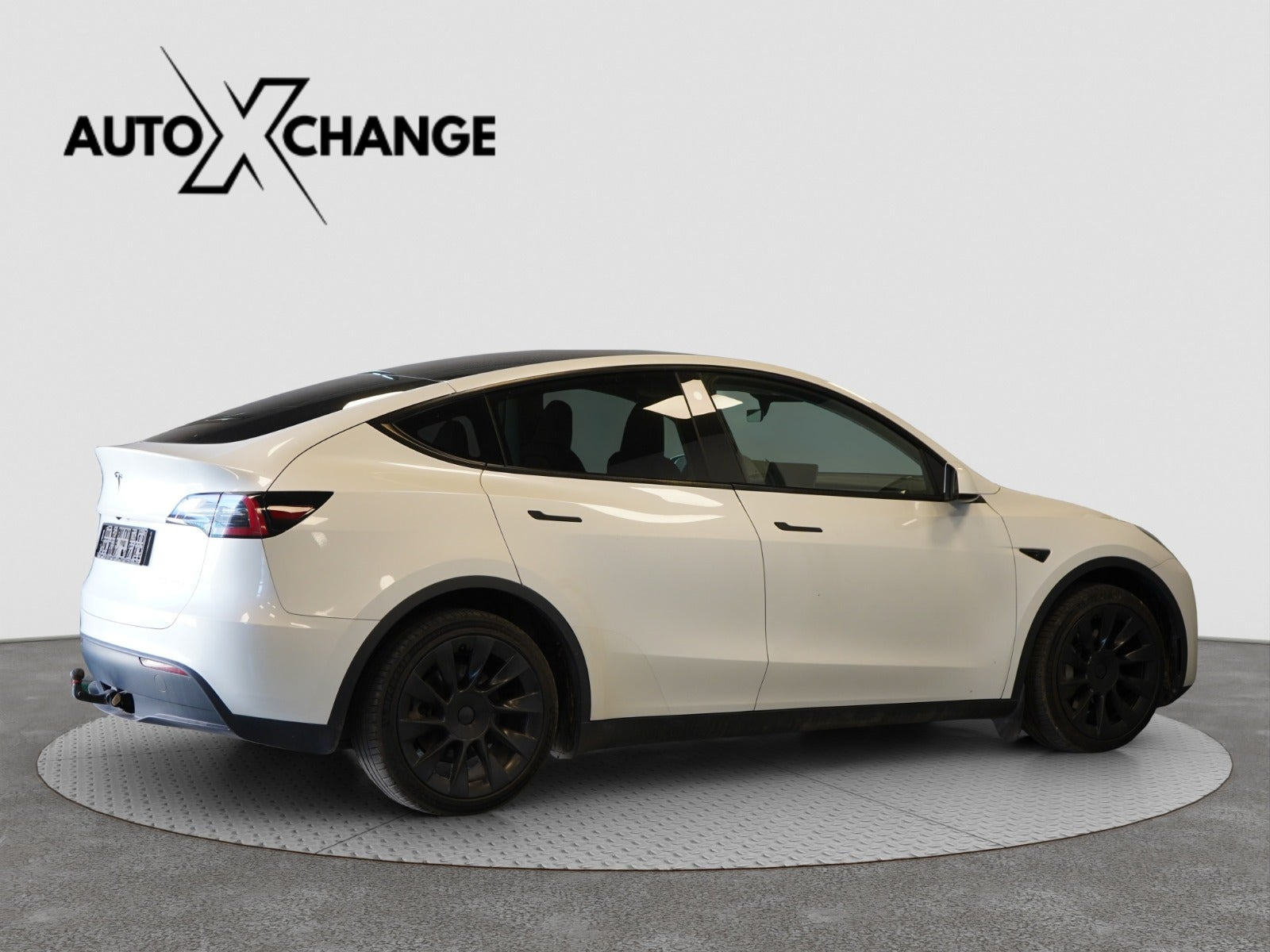 undefined Tesla Model Y fra 2023