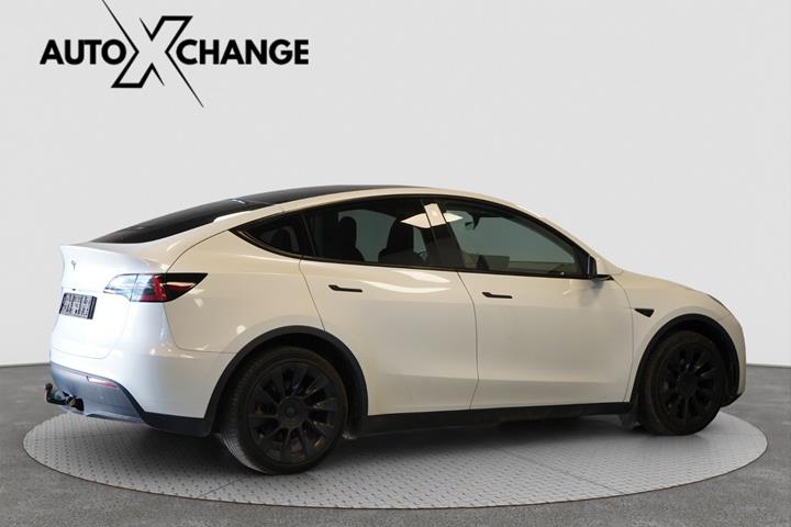 undefined Tesla Model Y fra 2023