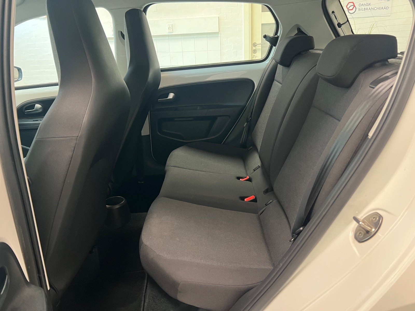 Hvid VW UP! fra 2018