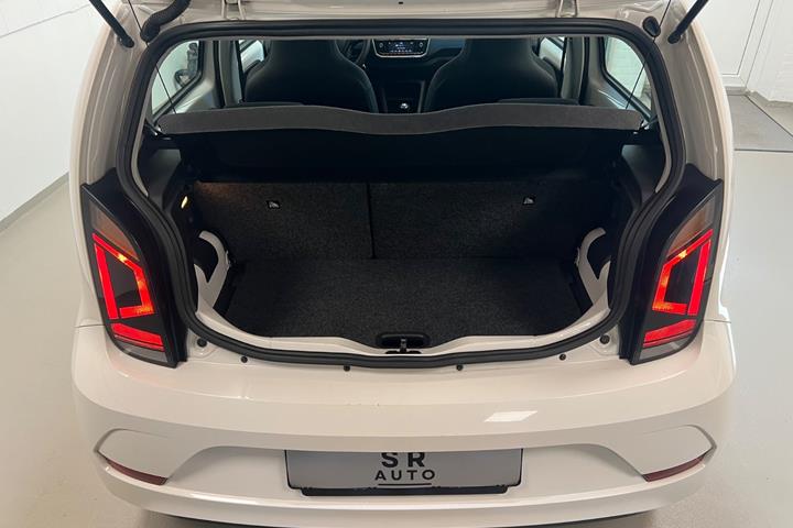 Hvid VW UP! fra 2018