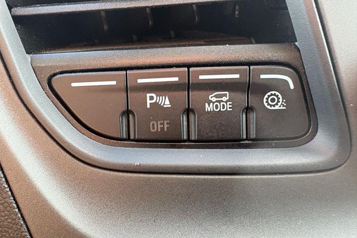 Sort Ford Transit 350 L2 Van fra 2020