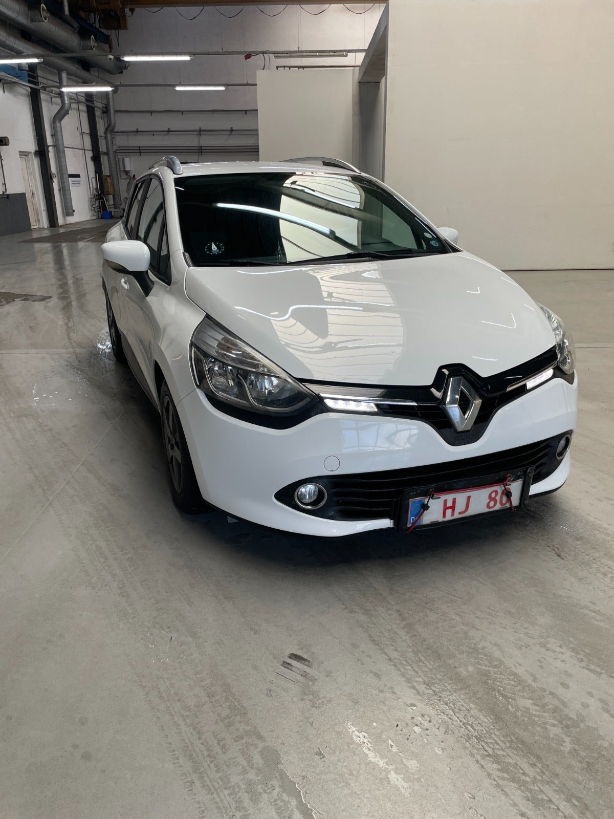 Hvid Renault Clio IV fra 2014