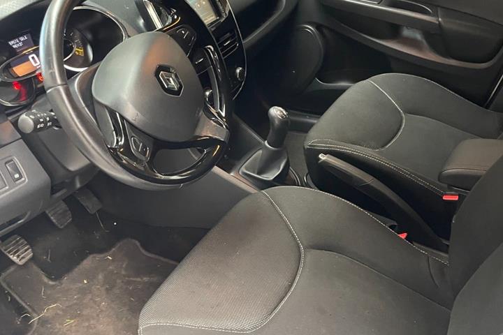 Hvid Renault Clio IV fra 2014