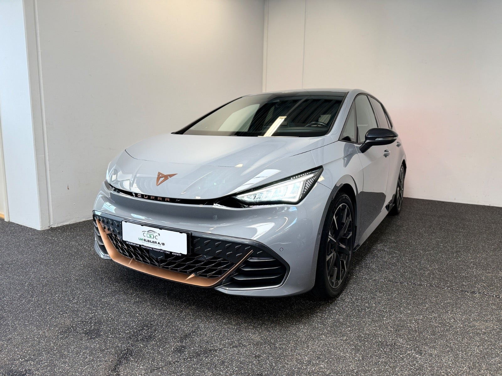Cupra Born 77 e-Boost Dinamica Pack High