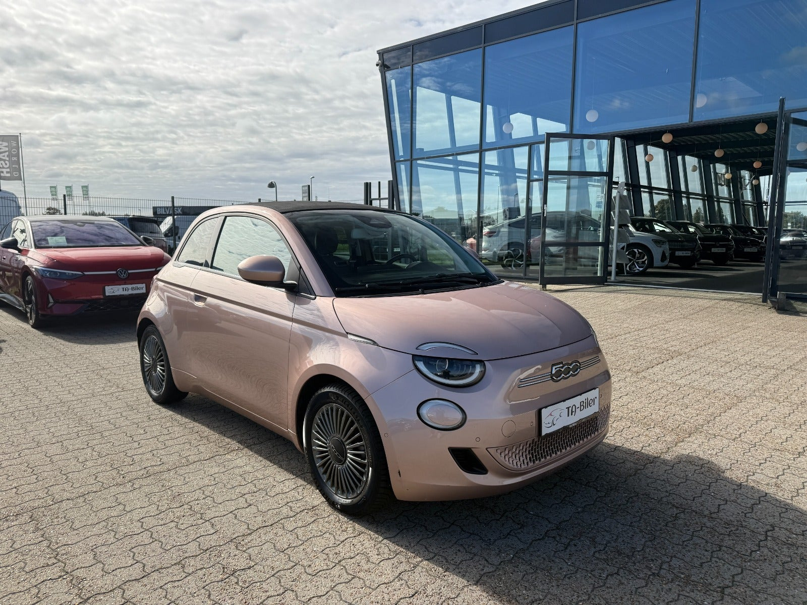 Fiat 500e 42 Icon Cabrio