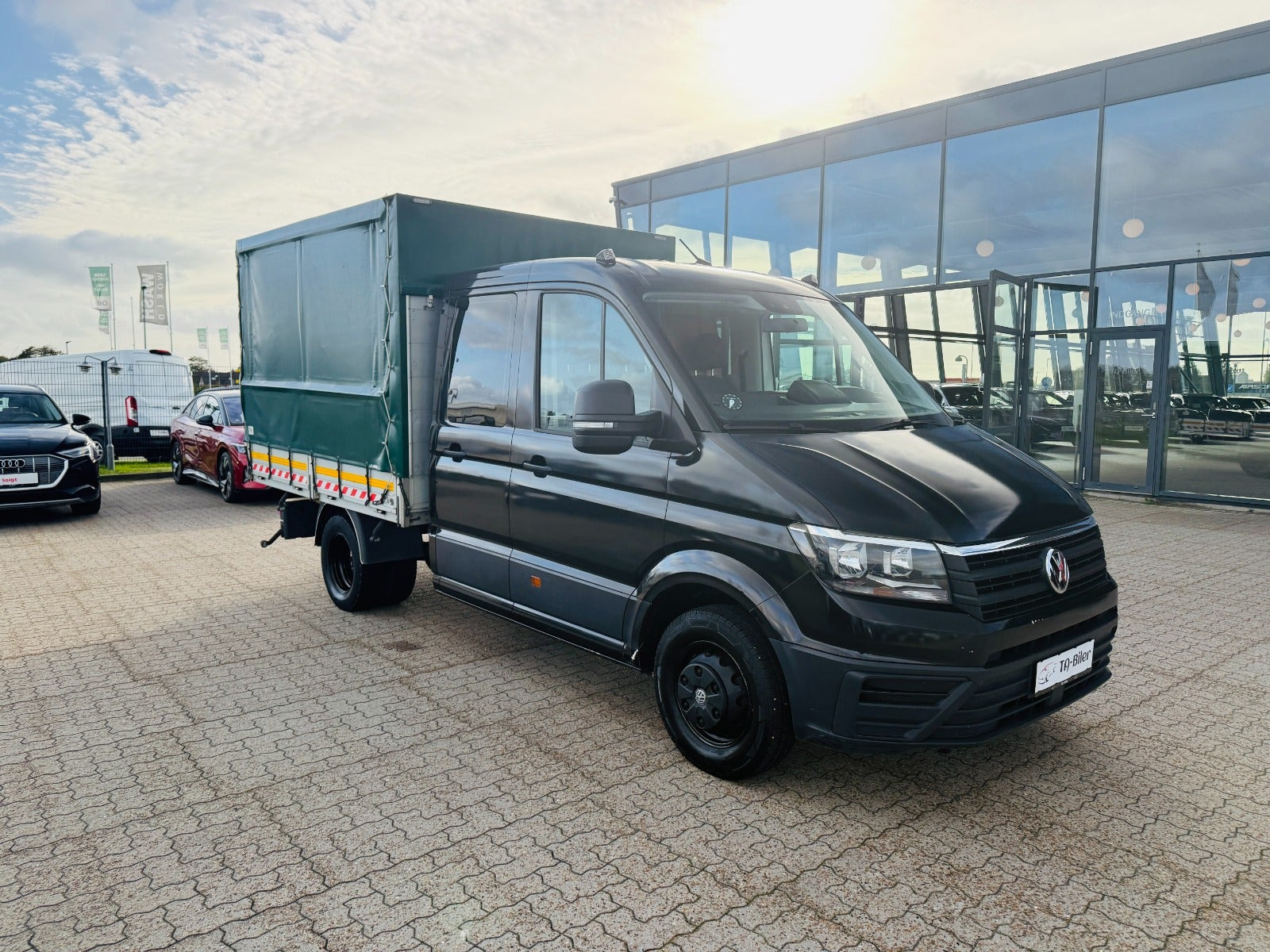 VW Crafter 35 2,0 TDi 177 Ladvogn L3