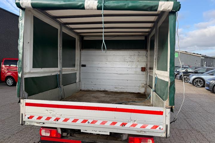 Sort VW Crafter 35 fra 2018