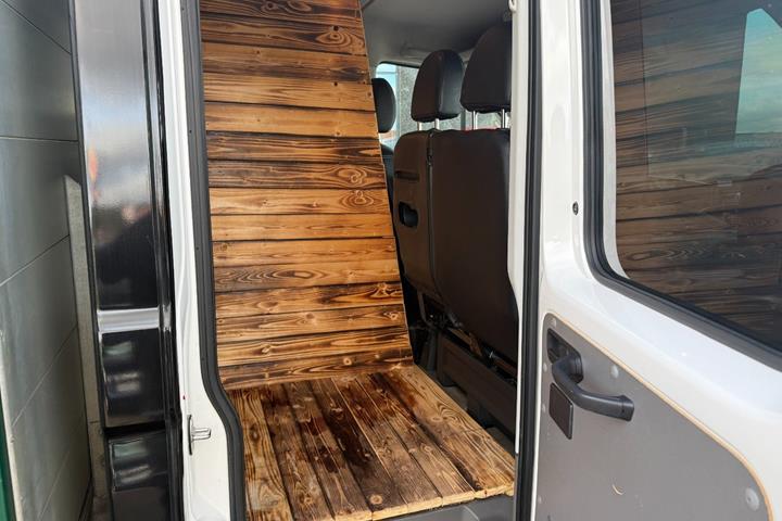 Sort VW Crafter 35 fra 2018